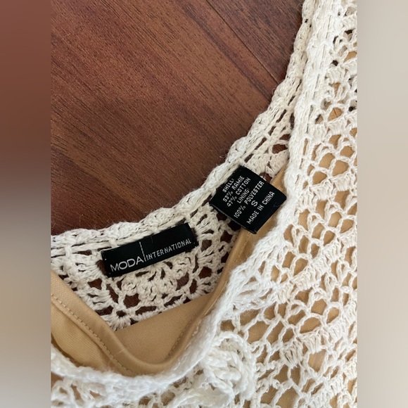 Moda international crochet maxi dress with nude under dress size small - Picture 4 of 6